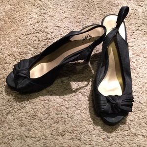Size 10 black peep toe heels